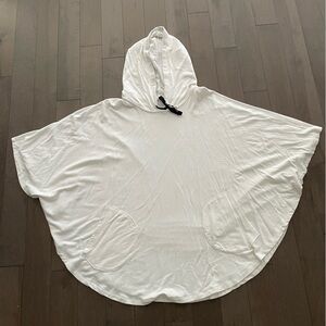Beyond Yoga White Hooded Poncho